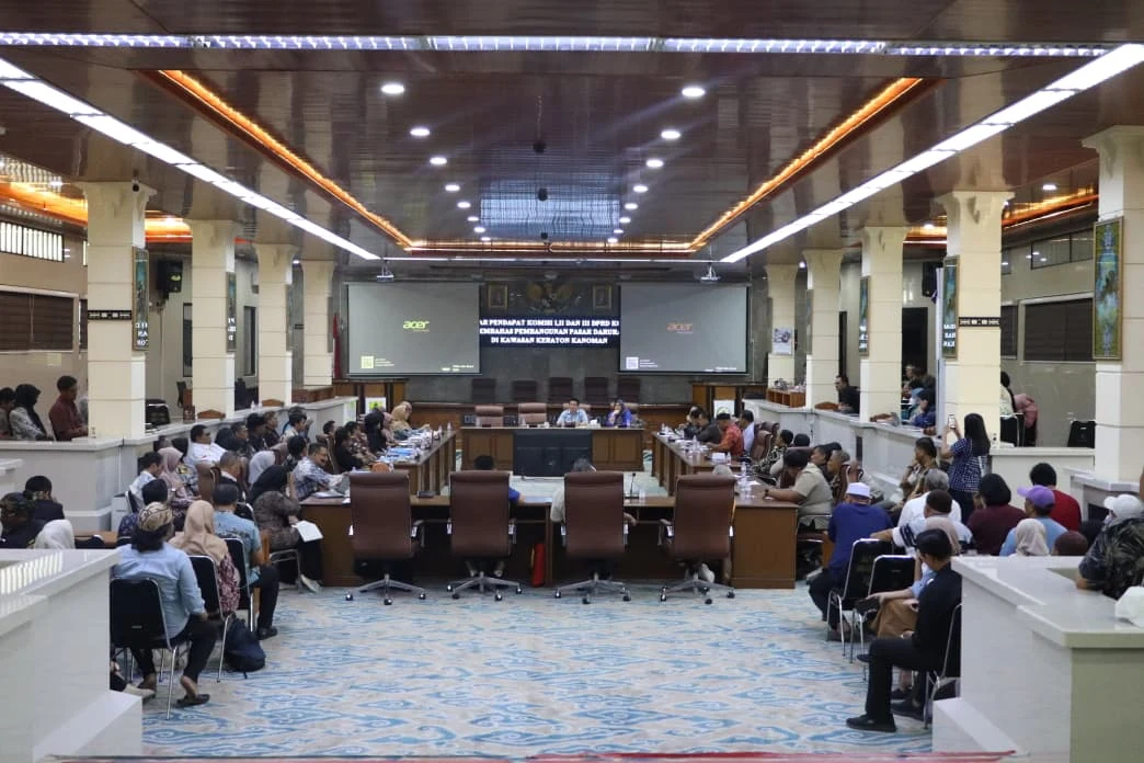 Komisi II Minta Pembangunan Pasar Darurat Kanoman Dihentikan Sementara