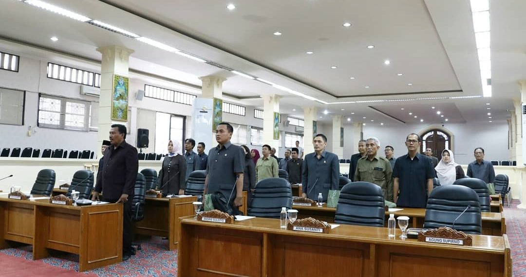 DPRD KOTA CIREBON GELAR RAPAT PARIPURNA TERBATAS