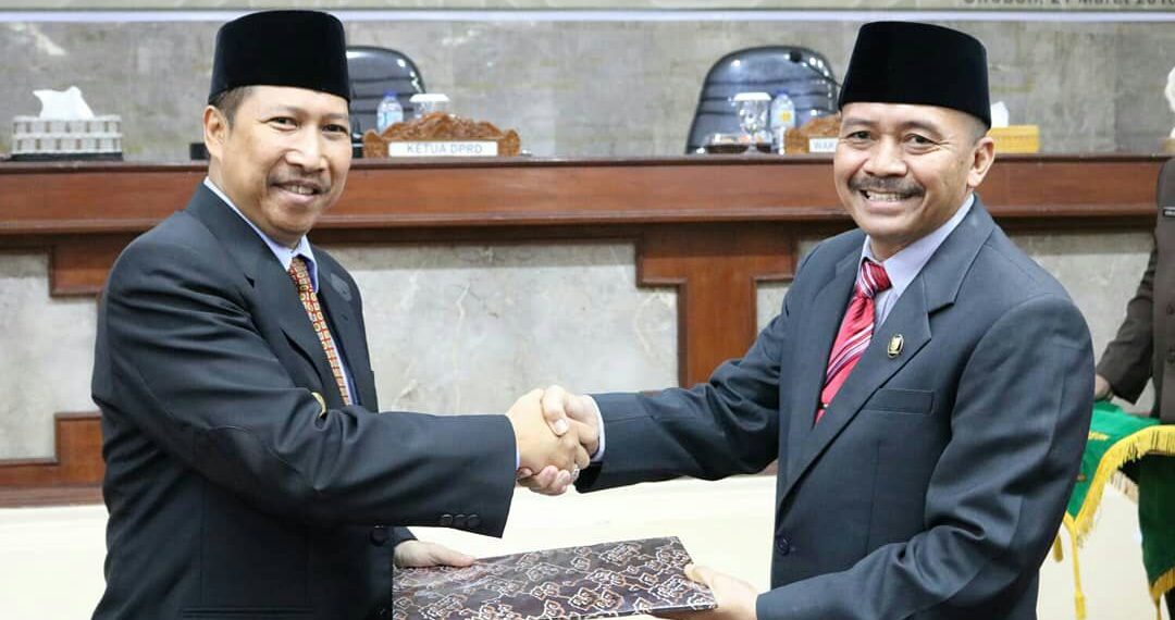 DPRD KOTA CIREBON GELAR RAPAT PARIPURNA ISTIMEWA.