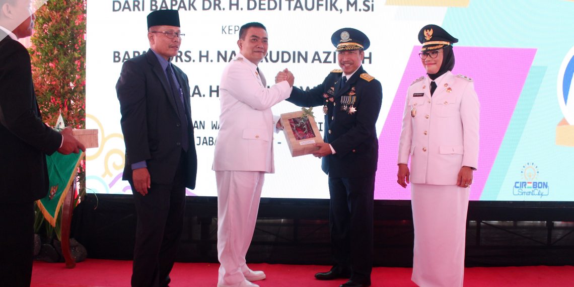 Serah Terima Jabatan dan pisah sambut Walikota Cirebon Cirebon masa jabatan 2018-2023