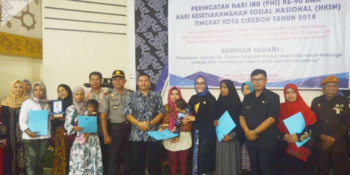 Ketua DPRD hadir dalam acara Peringatan Hari Ibu (PHI) Ke- 90 dan Hari Kesetiakawanan Sosial Nasional (HKSN) Tingkat Kota Cirebon tahun 2018.