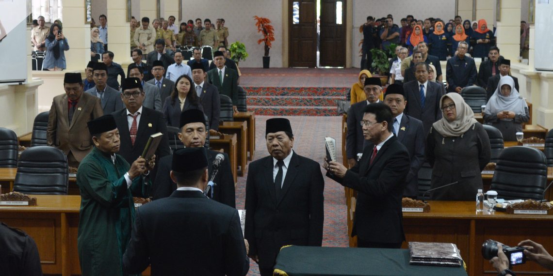 Rapat Paripurna Istimewa DPRD Kota Cirebon Dalam Rangka Pelantikan Anggota Pengganti Antar Waktu (PAW) Sisa Masa Jabatan 2014 – 2019