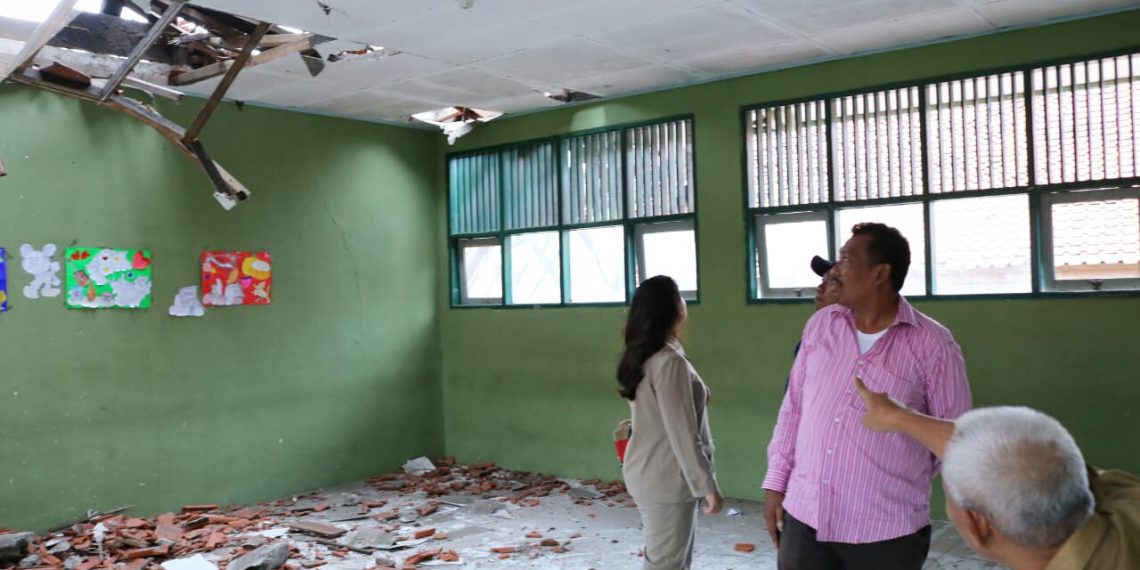 Komisi III DPRD Kota Cirebon laksanakan monitoring ke SMPN 12 Kota Cirebon