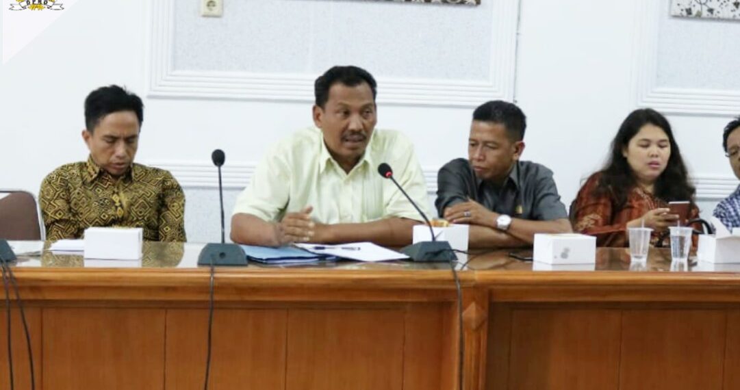 Tindaklanjuti Sekolah Ambruk, Komisi III adakan Rapat Kerja.