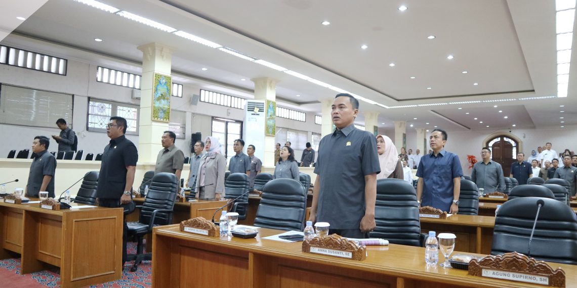 Rapat Paripurna Penyampaian Raperda tentang PP APBD Kota Cirebon, DPRD Kota Cirebon Berharap Adanya Peningkatan PAD