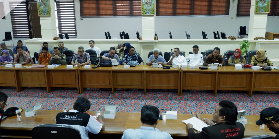 DPRD Dalami Temuan Benda Diduga Cagar Budaya pada Revitalisasi Alun-alun Kejaksan