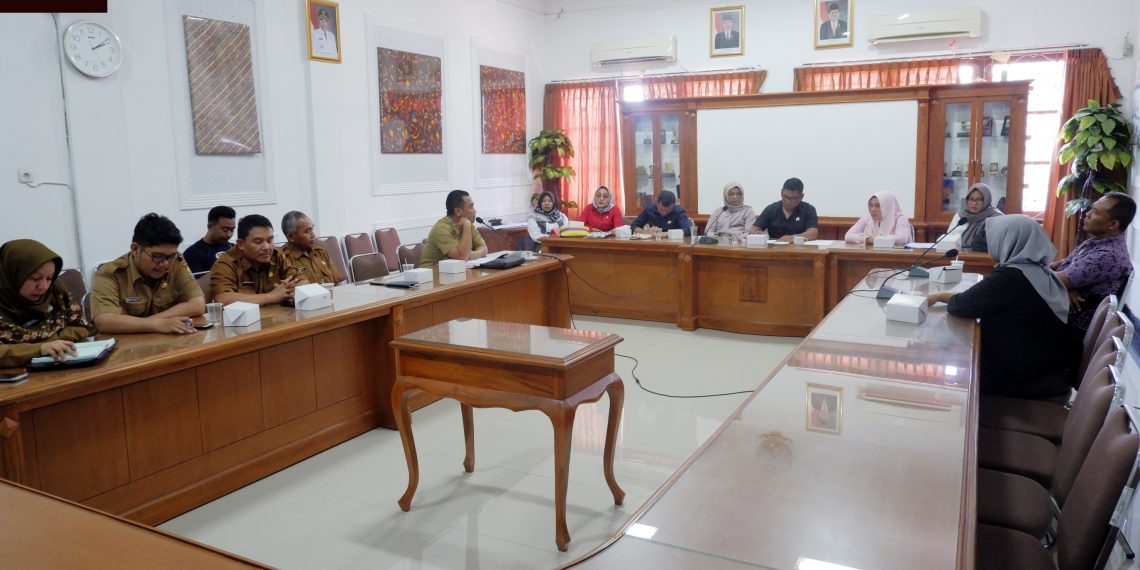 Bahas PHK Sepihak, Komisi III Audiensi Bersama Disnaker dan PT PJN