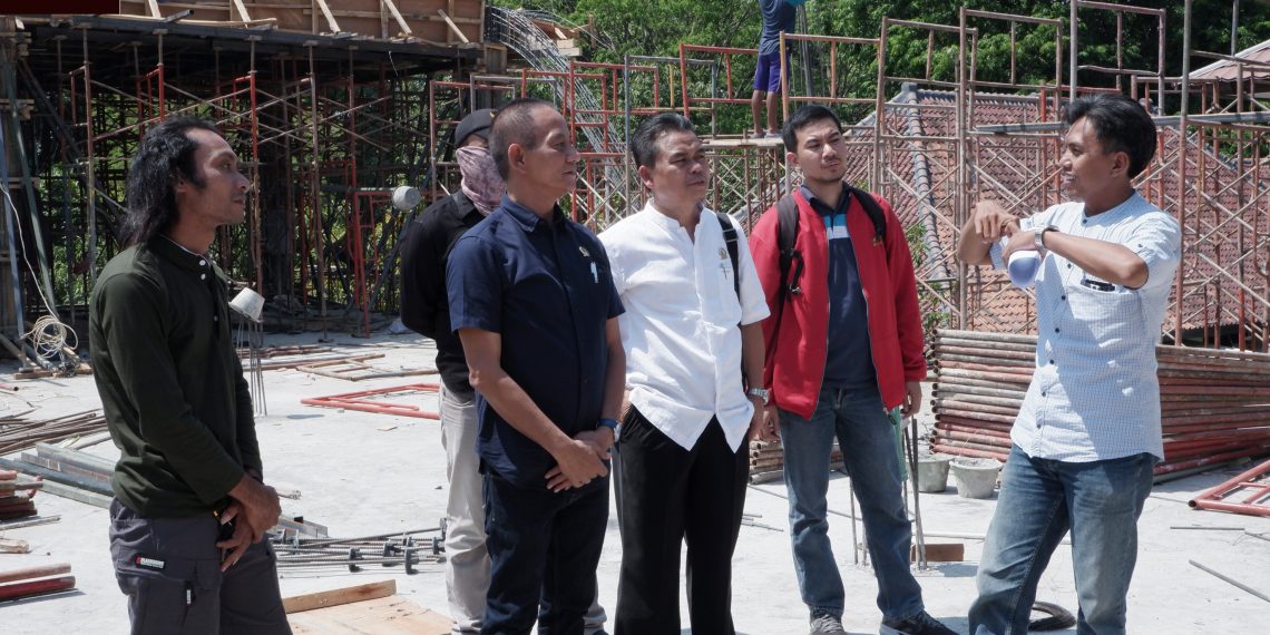 Komisi II Tinjau Pembangunan Gedung Disdukcapil dan Kantor Perumda Tirta Giri Nata