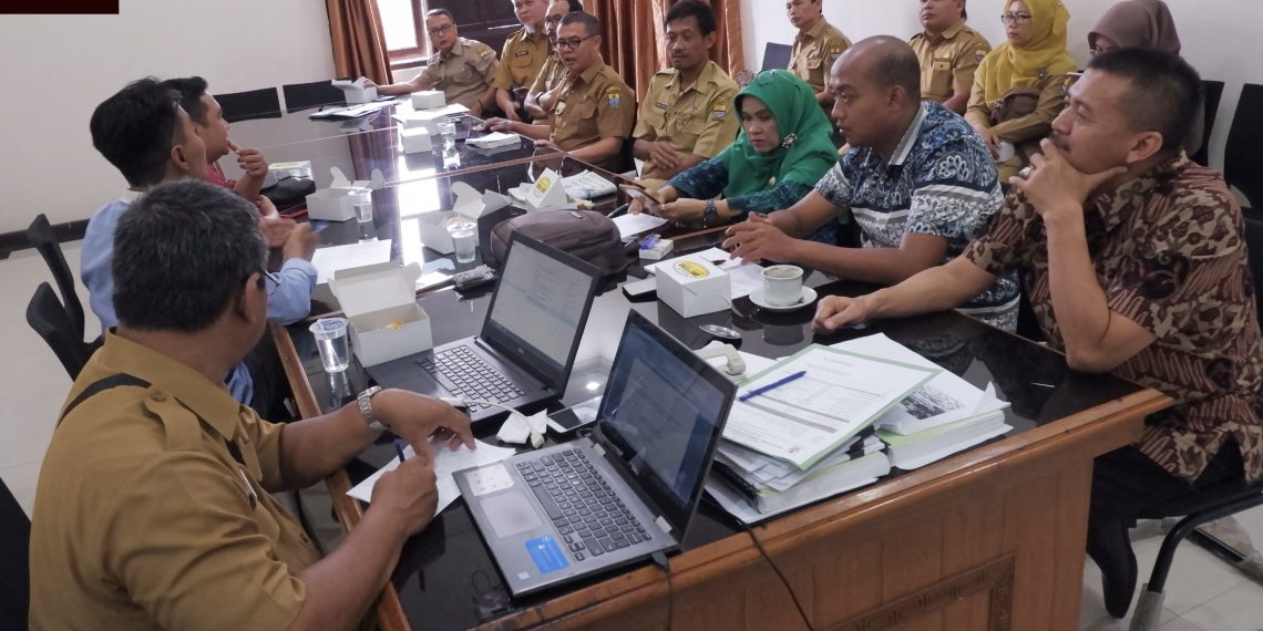 Panitia Khusus (Pansus) Pembahas Raperda Tentang Penyelenggaraan Menara Komunikasi