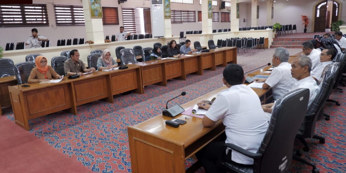Raker dengan Komisi III DPRD, Dispusipda Beberkan Capaian Kinerja 2019
