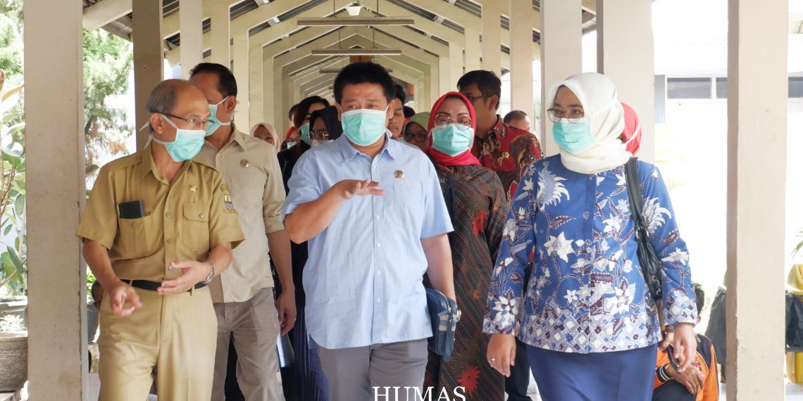 Datangi RSD Gunung Jati, DPRD Minta Pelayanan untuk Warga Kota Cirebon Ditingkatkan