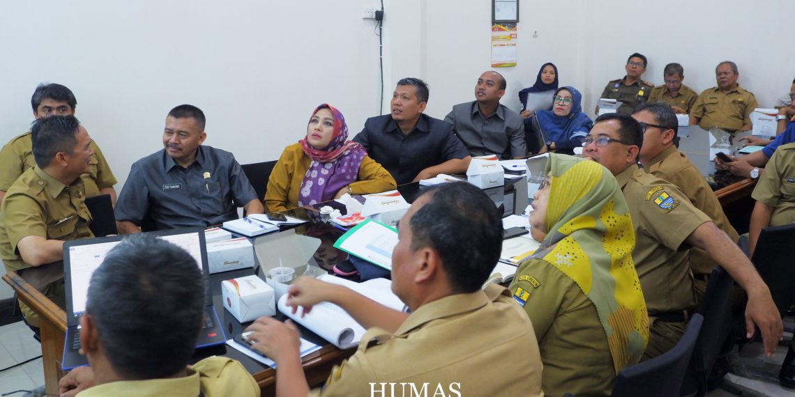Pansus DPRD Bahas Penyesuaian Tarif Retribusi Jasa Umum