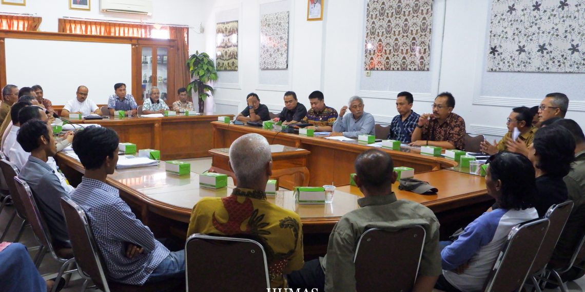 DPRD Fasilitasi Penyelesaian Masalah Warga dan Perumnas terkait Lapangan Serbaguna