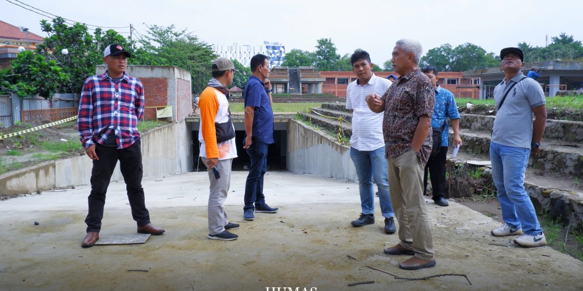 Mengaku Kecewa, Komisi II DPRD Soroti Beberapa Hal di Proyek Alun-alun Kejaksan