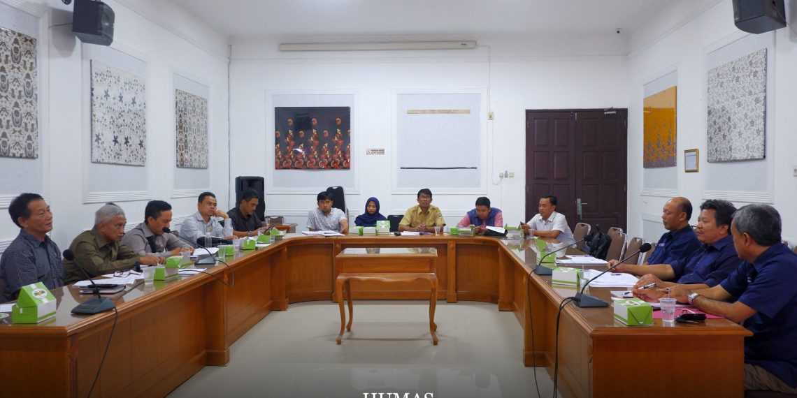 Komisi II DPRD Dorong Perumda Bank Cirebon Lebih Inovatif