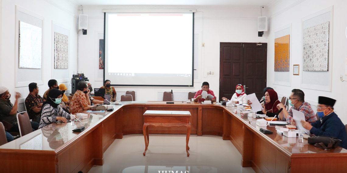 Rapat dengan Tim Asistensi Pemkot, Pansus DPRD Matangkan Raperda PSU