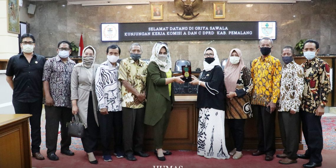 Galeri Foto Kegiatan Penerimaan Tamu dari DPRD Kabupaten Pemalang