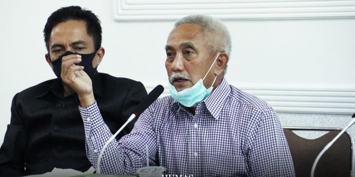 Rapat Kerja dengan DLH, Komisi II Soroti Program Bank Sampah