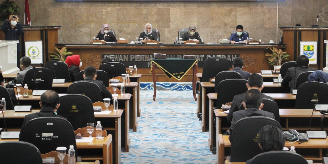 DPRD Setujui Empat Raperda Jadi Perda