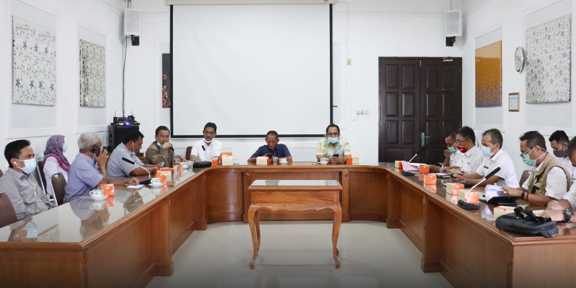 Komisi II Evaluasi Kinerja DPUPR Tahun 2020 dan Simak Paparan Program Kerja 2021