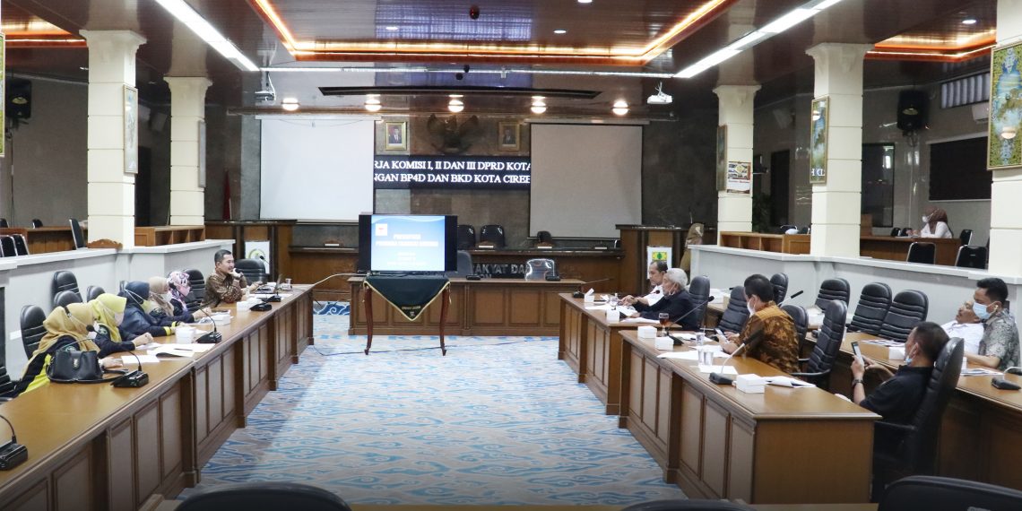 Upaya Sehatkan Perusahaan, Komisi II Minta Perumda Farmasi Intens Berkoordinasi