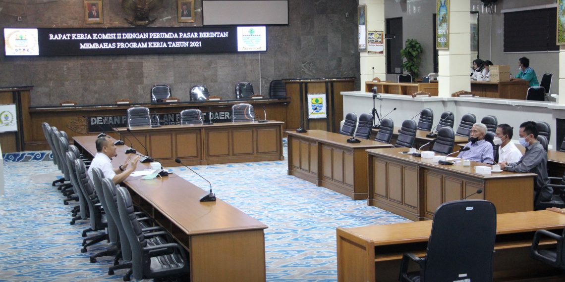Dukung Rencana Perumda Pasar Bikin Pasar Tematik