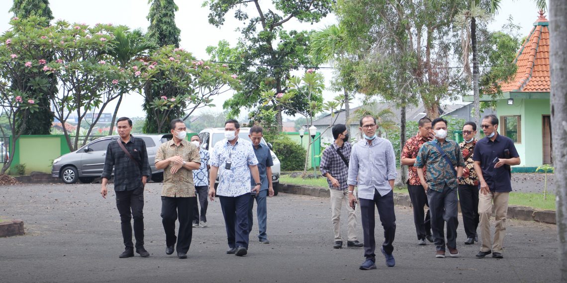 Komisi II Fasilitasi YPIPB dengan PD Pembangunan Bahas Penggunaan Aset