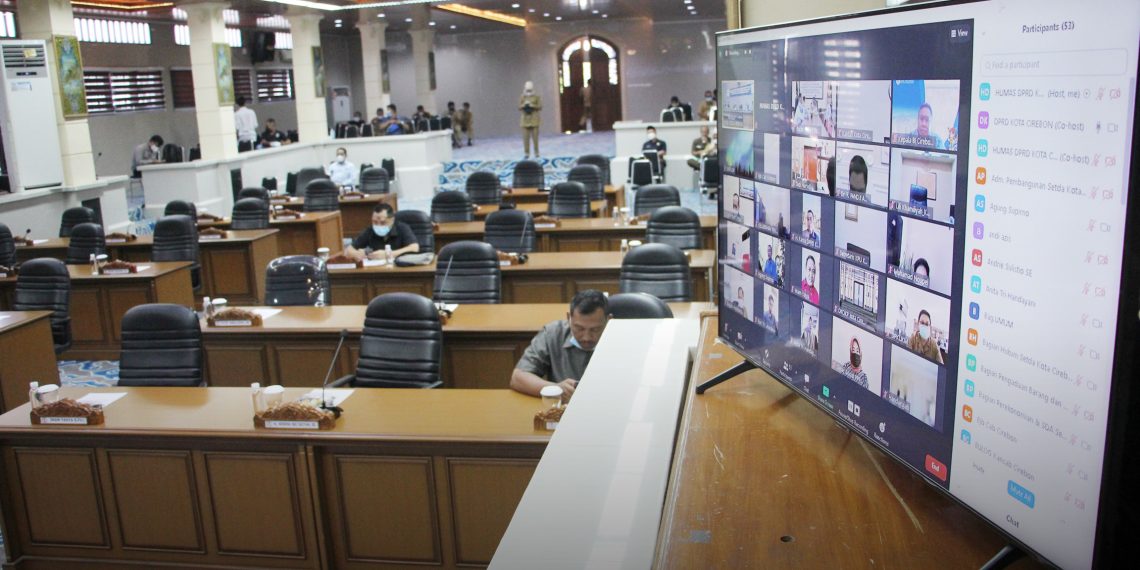 Fraksi di DPRD Sampaikan Pemandangan Umum atas Raperda PP APBD Tahun 2020