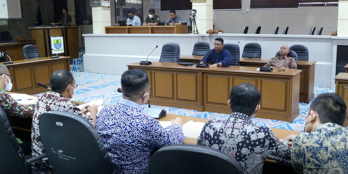 Bangun Kesepahaman Substansi Raperda Penyertaan Modal untuk BJB