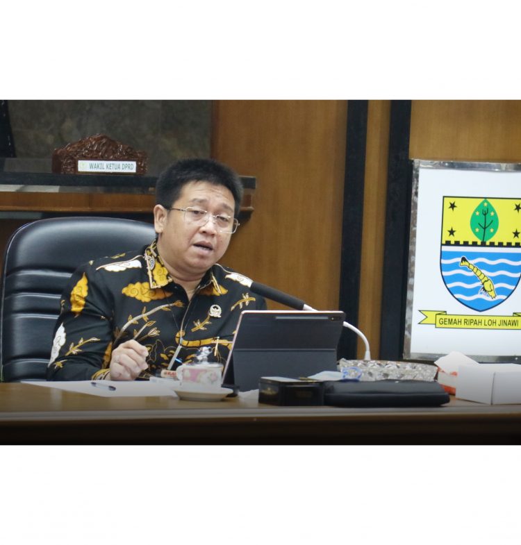 Rapat Dengar Pendapat / Hearing