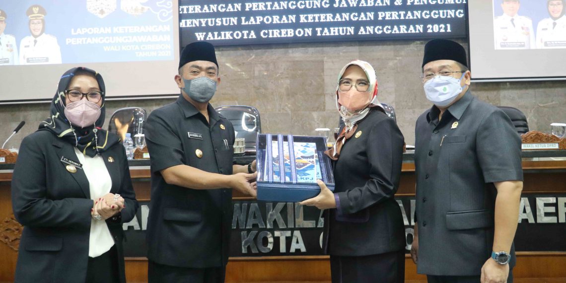 Terima Nota Pengantar LKPj Walikota Tahun 2021, DPRD Tetapkan Pansus