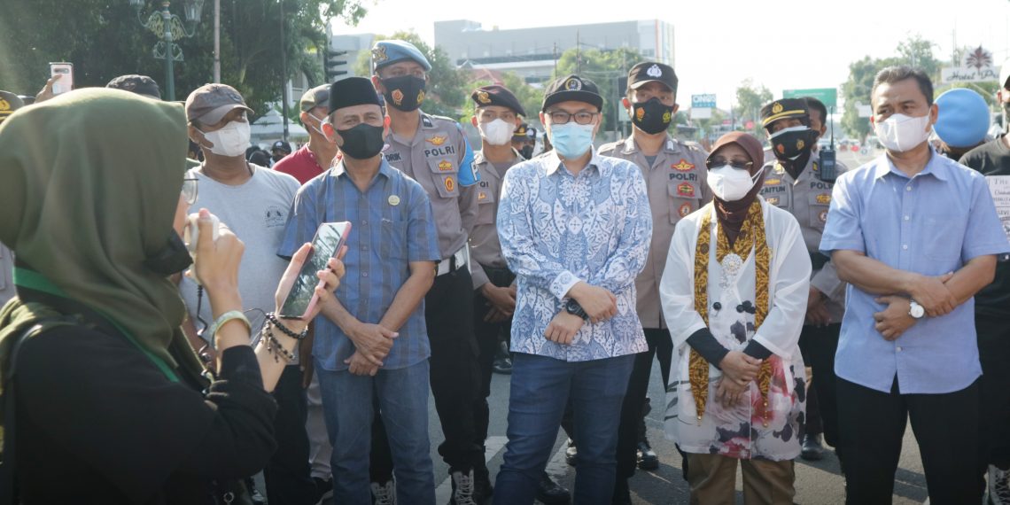 Temui Massa Aksi, DPRD Kota Cirebon Terima Aspirasi Mahasiswa Cipayung Plus