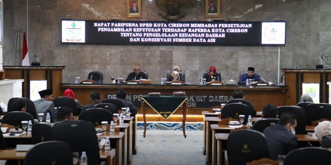 DPRD Kota Cirebon Setujui Dua Raperda Jadi Perda, Atur Pengelolaan Keuangan dan Konservasi SDA