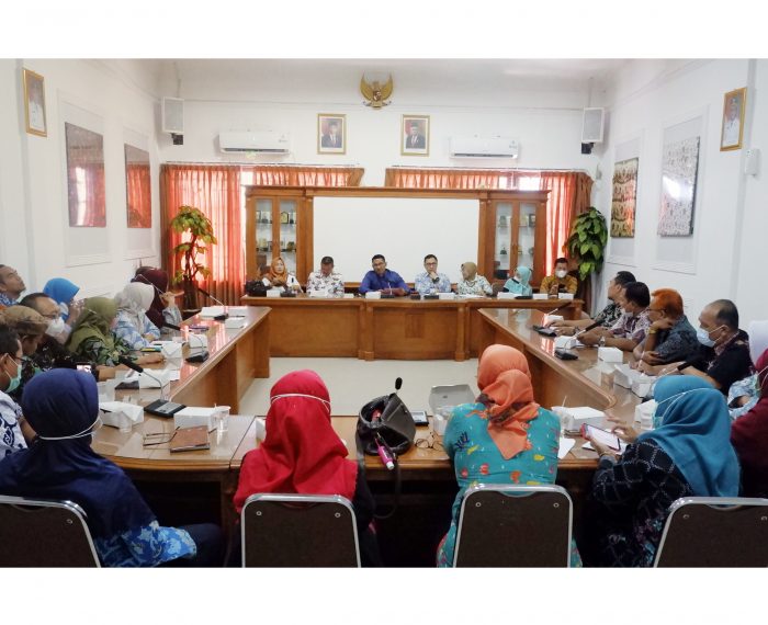 Komisi I Rapat Kerja dengan Camat dan Lurah se-Kota Cirebon
