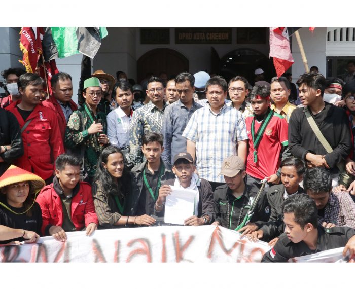 Terima Aspirasi Mahasiswa terkait Penolakan Kenaikan Harga BBM, DPRD: Kami Sampaikan ke Pusat