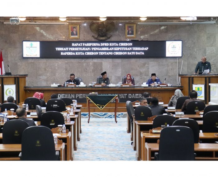 DPRD Tetapkan Raperda Cirebon Satu Data Menjadi Perda