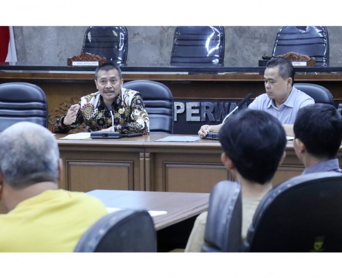 Tak Sediakan Fasilitas Air Bersih, Warga Adukan Developer ke DPRD