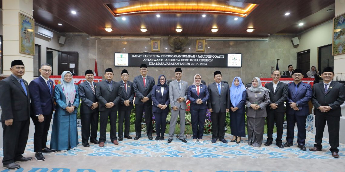 Gantikan Affiati, Suhaili Resmi Dilantik Jadi Anggota DPRD Kota Cirebon