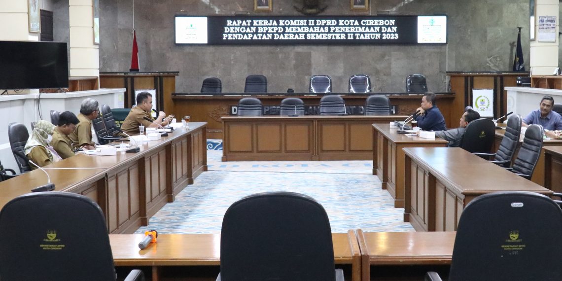 Komisi II DPRD Menekankan Pentingnya Peningkatan Pemungutan Pajak