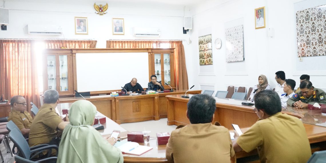 Rapat Kerja Bapemperda Masukkan 11 Raperda pada Propermperda 2024