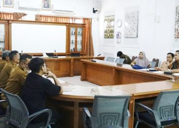 Rapat Kerja Komisi II, DPRD Minta Perluas Potensi RTH dan Kemudahan Mengurus BPOM