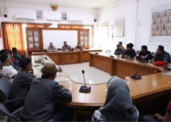 Kebijakan Merugikan Karyawan, DPRD Kota Cirebon Kecam PT Bhirawa