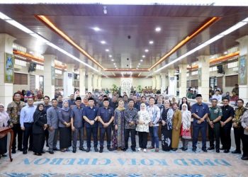 DPRD Umumkan Pengusulan Pengangkatan Efendi Edo-Siti Farida sebagai Walikota-Wakil Walikota Cirebon