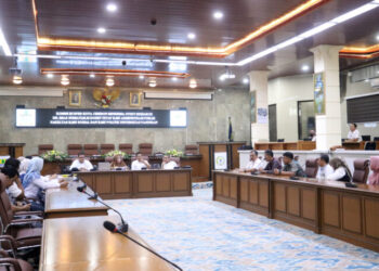 Komisi III Bahas Kebijakan Pelajaran Muatan Lokal Bersama Akademisi dan Budayawan