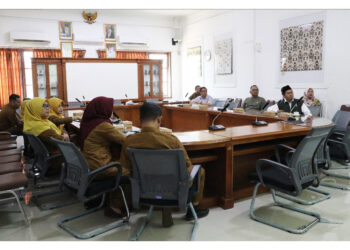 Bahas LKPj 2024, Komisi II DPRD Beri Catatan kepada DPRKP, DPUTR, dan BPKPD