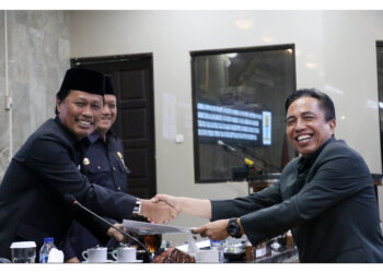 Rapat Paripurna DPRD Sahkan Tiga Perda: BPR Bank Cirebon, LLAJ, dan PP APBD Tahun 2024