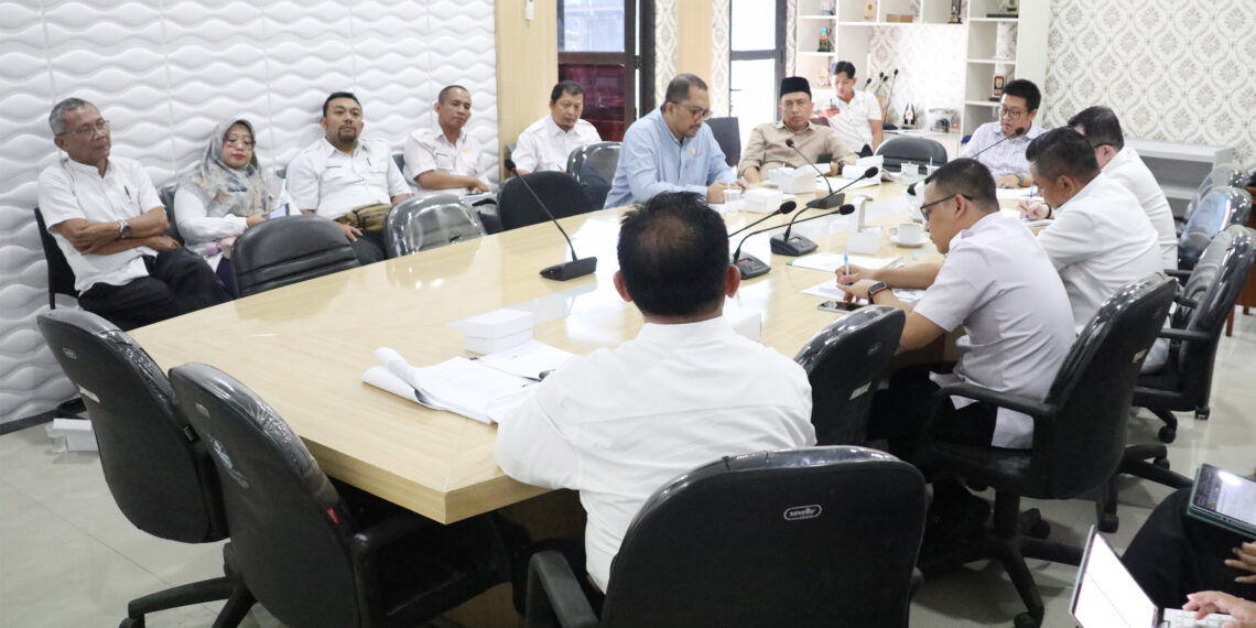 Komisi II Desak Pembenahan Menyeluruh Perumda Farmasi Ciremai