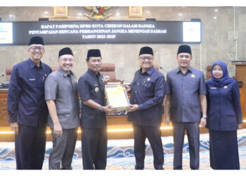 DPRD Terima Penyampaian Raperda RPJMD Kota Cirebon Tahun 2025-2029