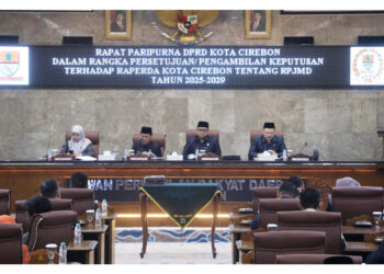 Rapat Paripurna, DPRD Kota Cirebon Setujui Raperda RPJMD 2025–2029