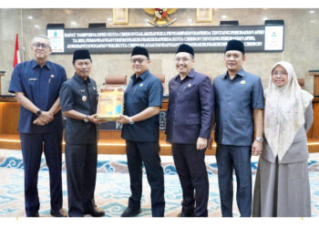 Fraksi-fraksi DPRD Kota Cirebon Sampaikan Pemandangan Umum Atas Raperda Perubahan APBD 2025